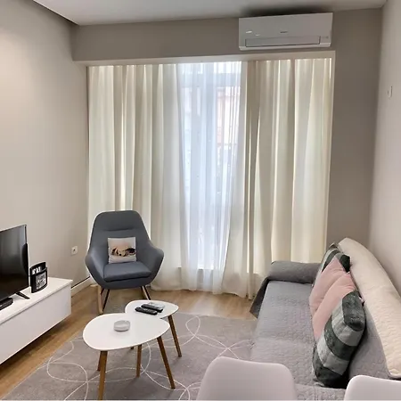 Elior Bazaar Apartment *