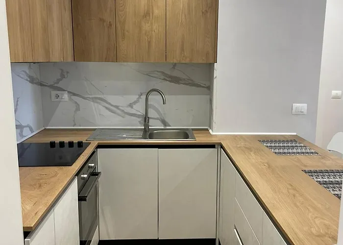 Elior Bazaar 公寓 *