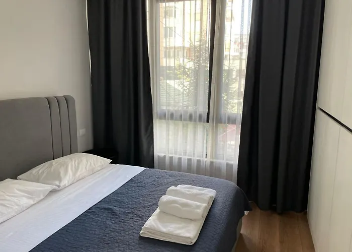 Elior Bazaar * Tirana